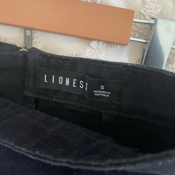 Princess polly lioness black mini skirt - Picture 2 of 2